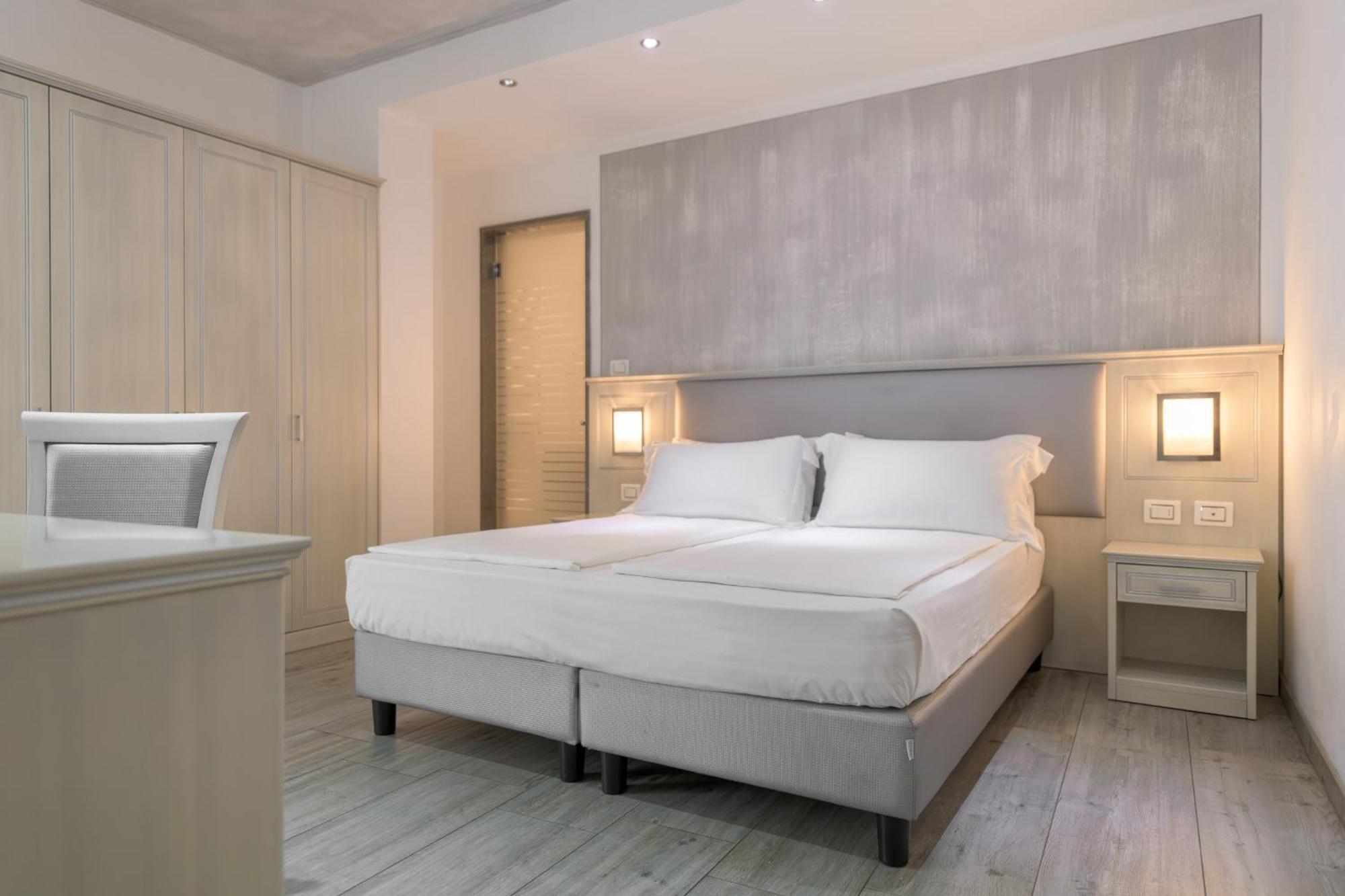 Garda Suite Hotel (Adults Only) Limone sul Garda Rum bild