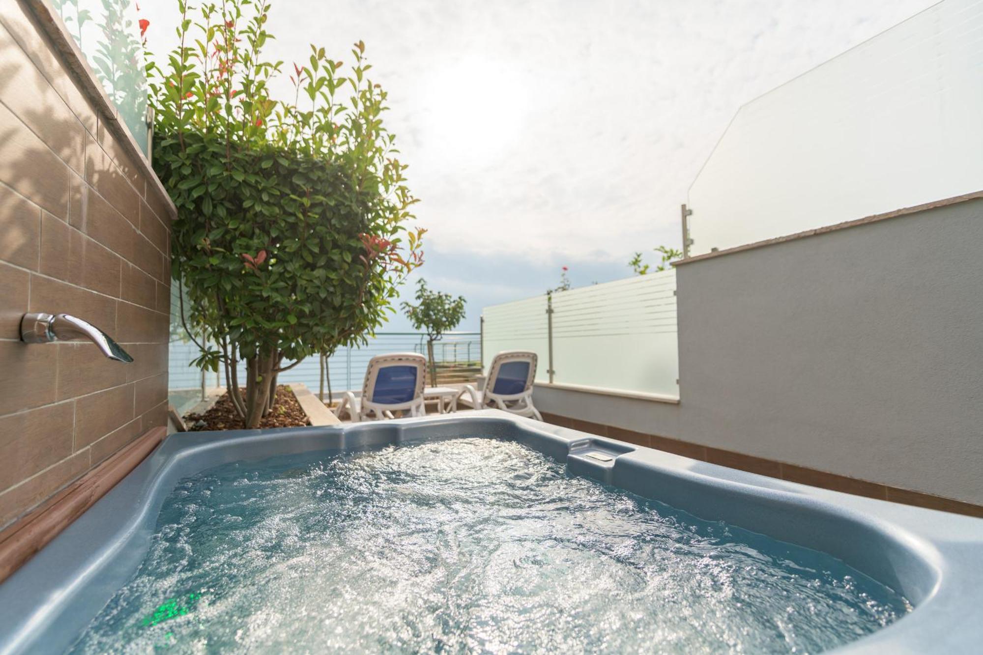 Garda Suite Hotel (Adults Only) Limone sul Garda Exteriör bild
